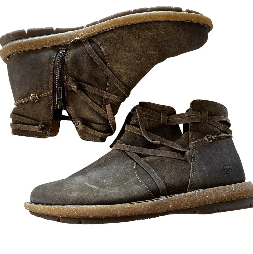 Born Women's Brown Leather Ankle Boots